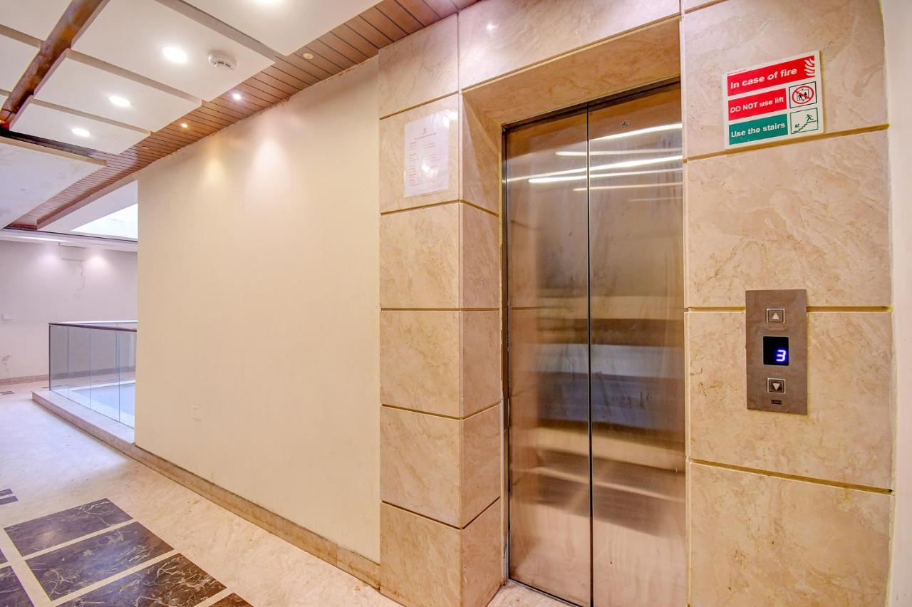 Hotel Radiant Kalküta Dış mekan fotoğraf